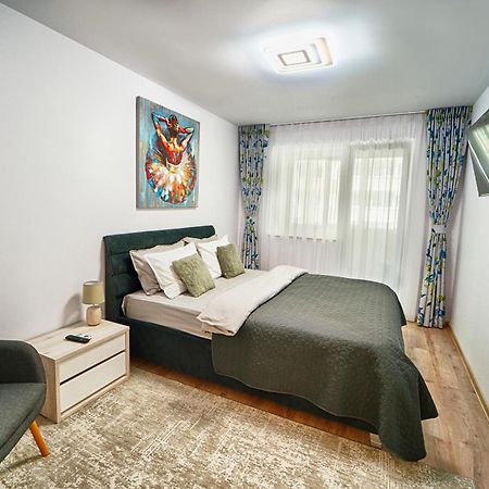 Apartament Bacovia บาเคา ภายนอก รูปภาพ