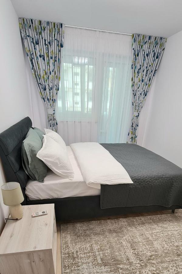 Apartament Bacovia บาเคา ภายนอก รูปภาพ