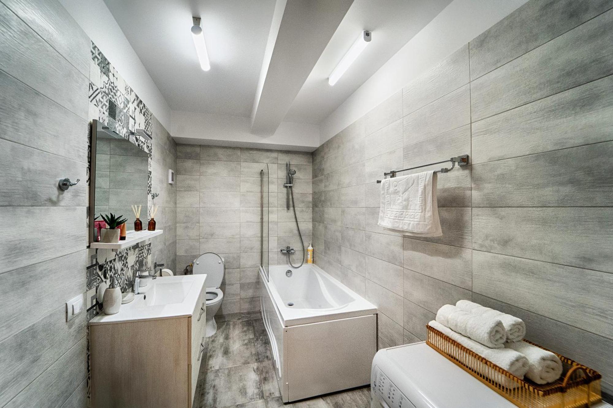 Apartament Bacovia บาเคา ภายนอก รูปภาพ